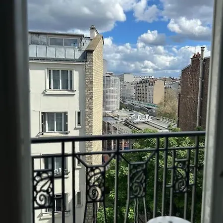 Apartment Your Parisian 10 Min Walk From Eiffel Tower *