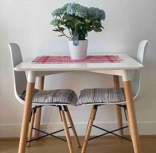 Your Parisian 10 Min Walk From Eiffel Tower Appartamento *