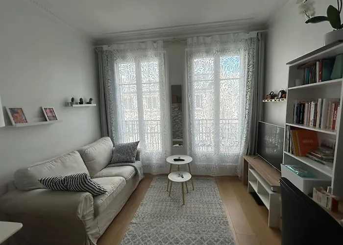 Your Parisian 10 Min Walk From Eiffel Tower * Paris